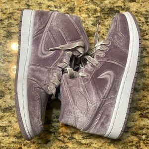 Jordan purple velvet